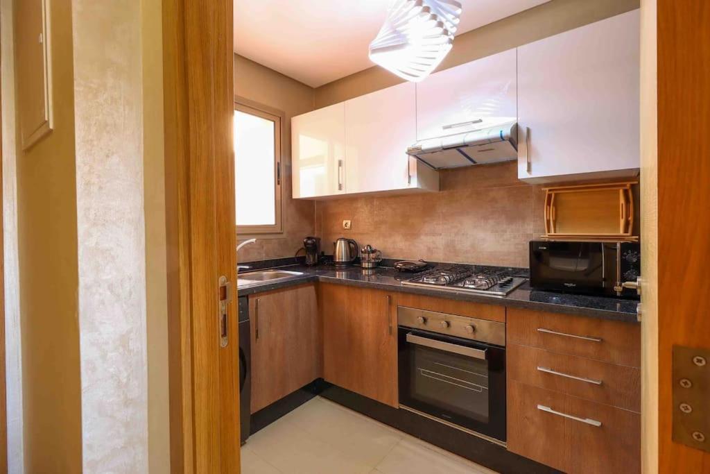 Cosy Appartemt Vue Sur Golf Et Montagne Appartement