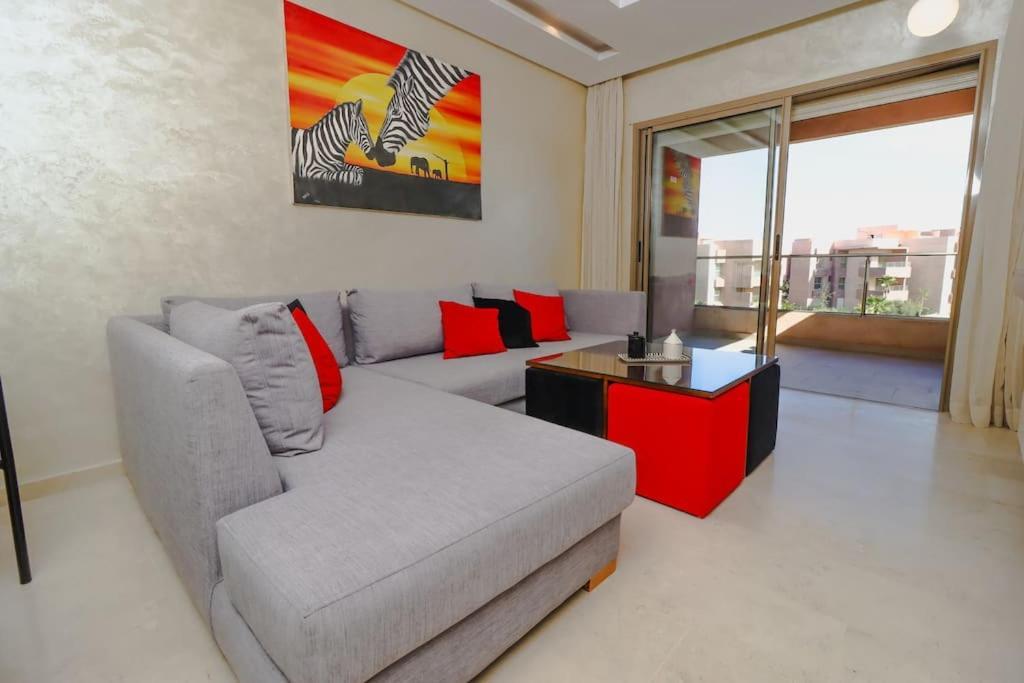 Appartement Cosy Appartemt Vue Sur Golf Et Montagne *